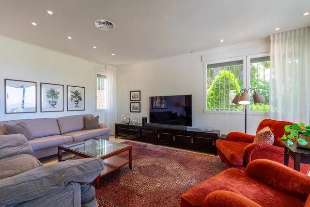 Villa à Altea, Alicante, Espagne 4 chambres, 400 m2 No. 180649