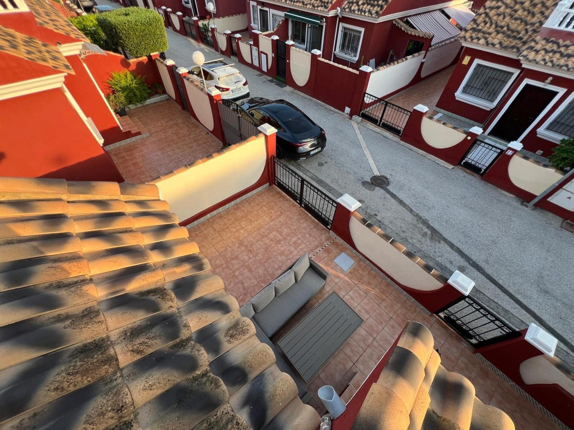 Villa in Alicante, Spain 3 bedrooms, 100 sq.m. No. 178178