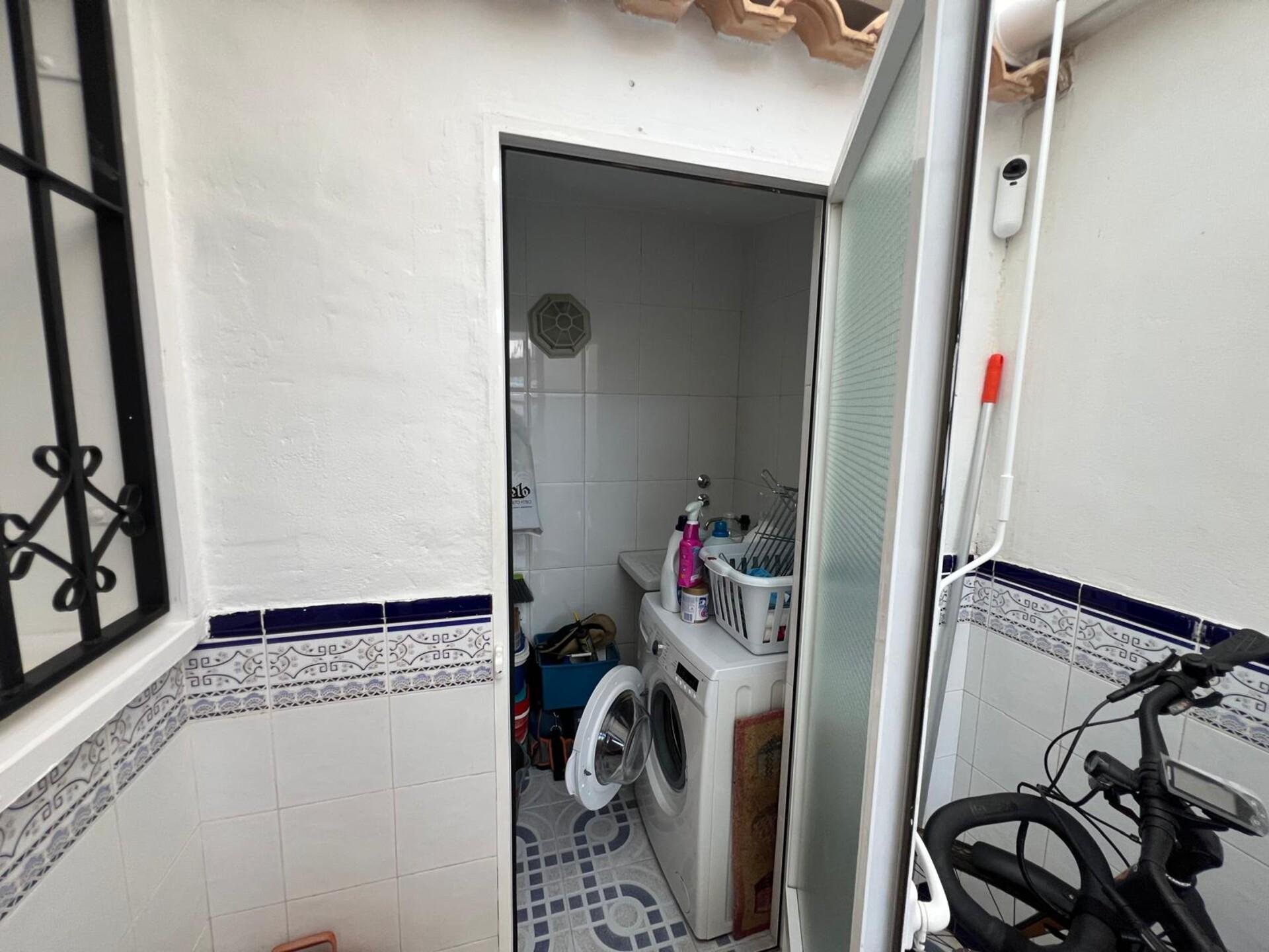 Villa in Alicante, Spain 3 bedrooms, 100 sq.m. No. 178178