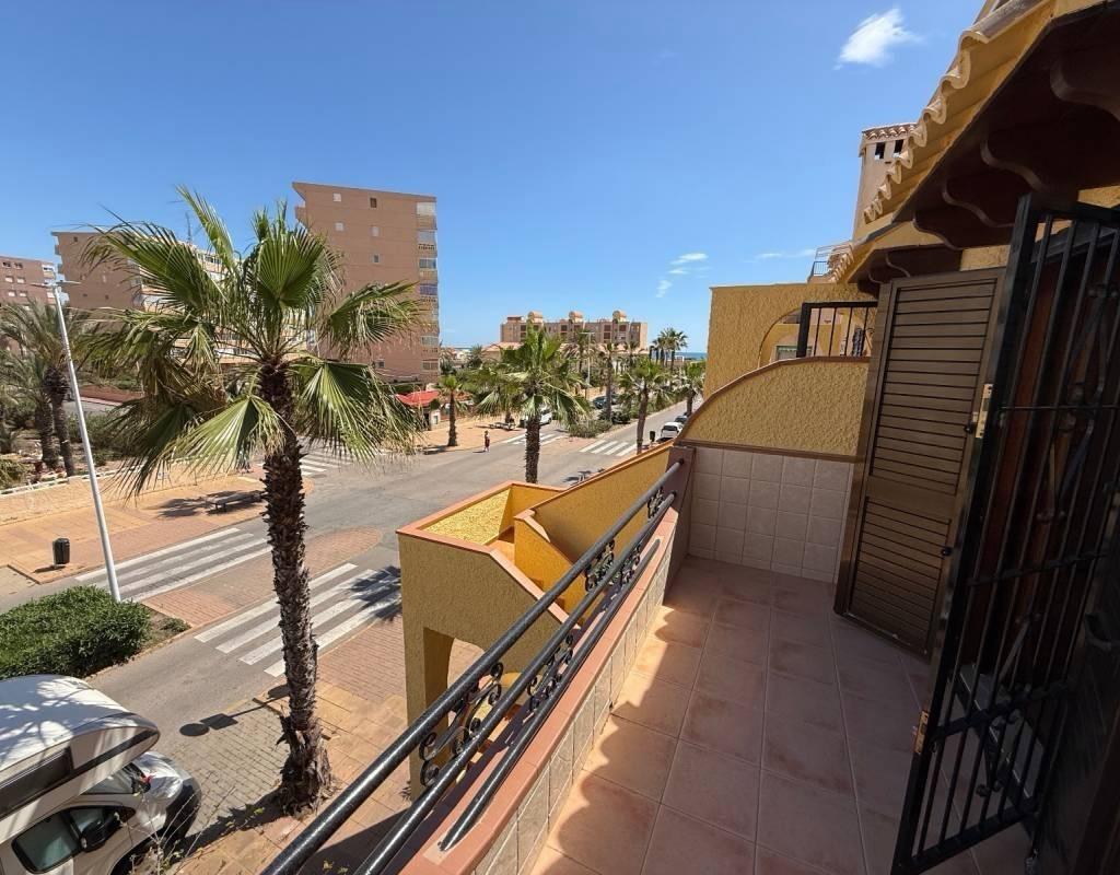Ático en Torrevieja, Alicante, España 3 dormitorios, 84 m2 No. 178172