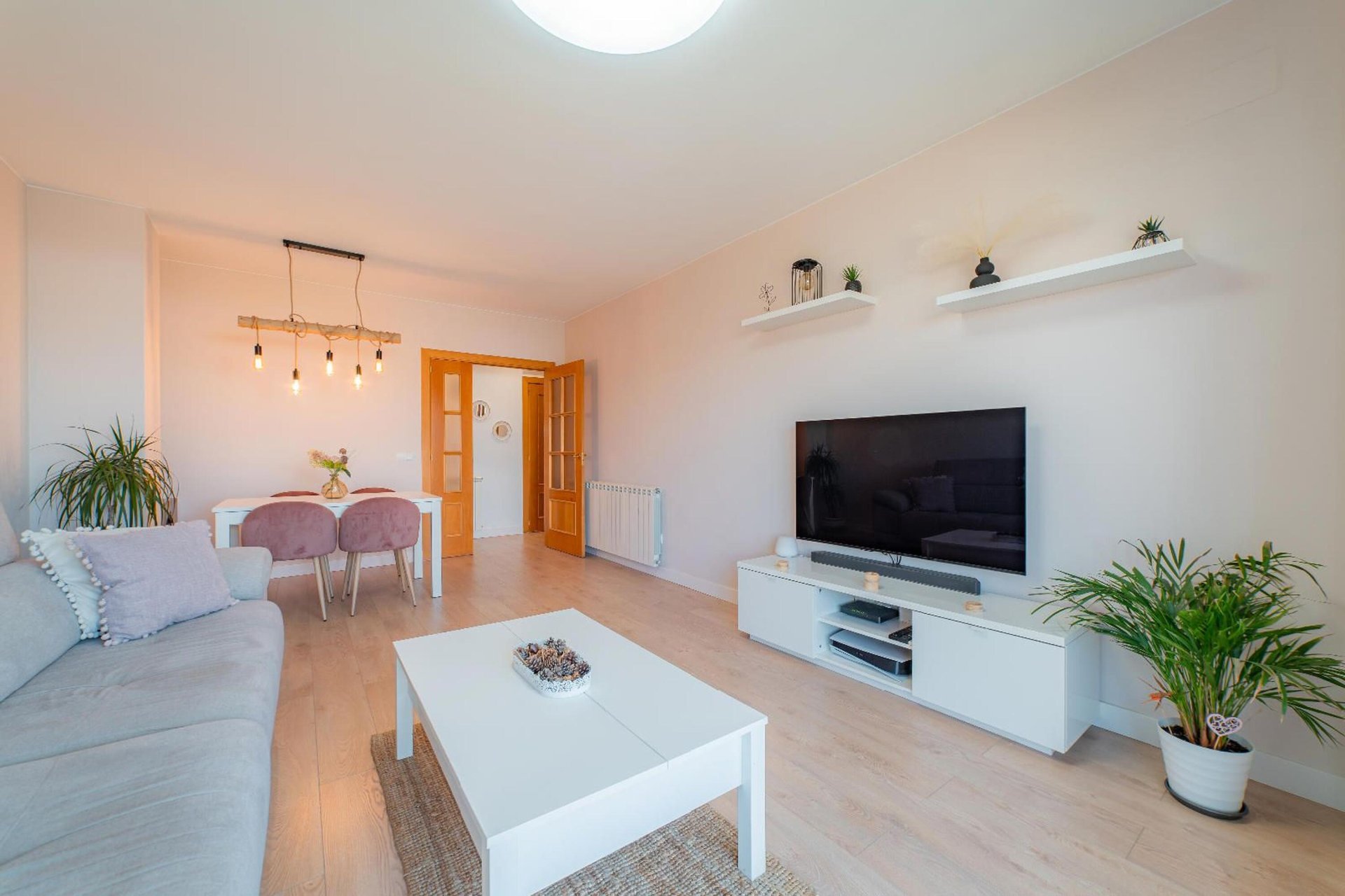 Apartament w Blanes, Girona, Hiszpania 5 sypialni,  nr 140859
