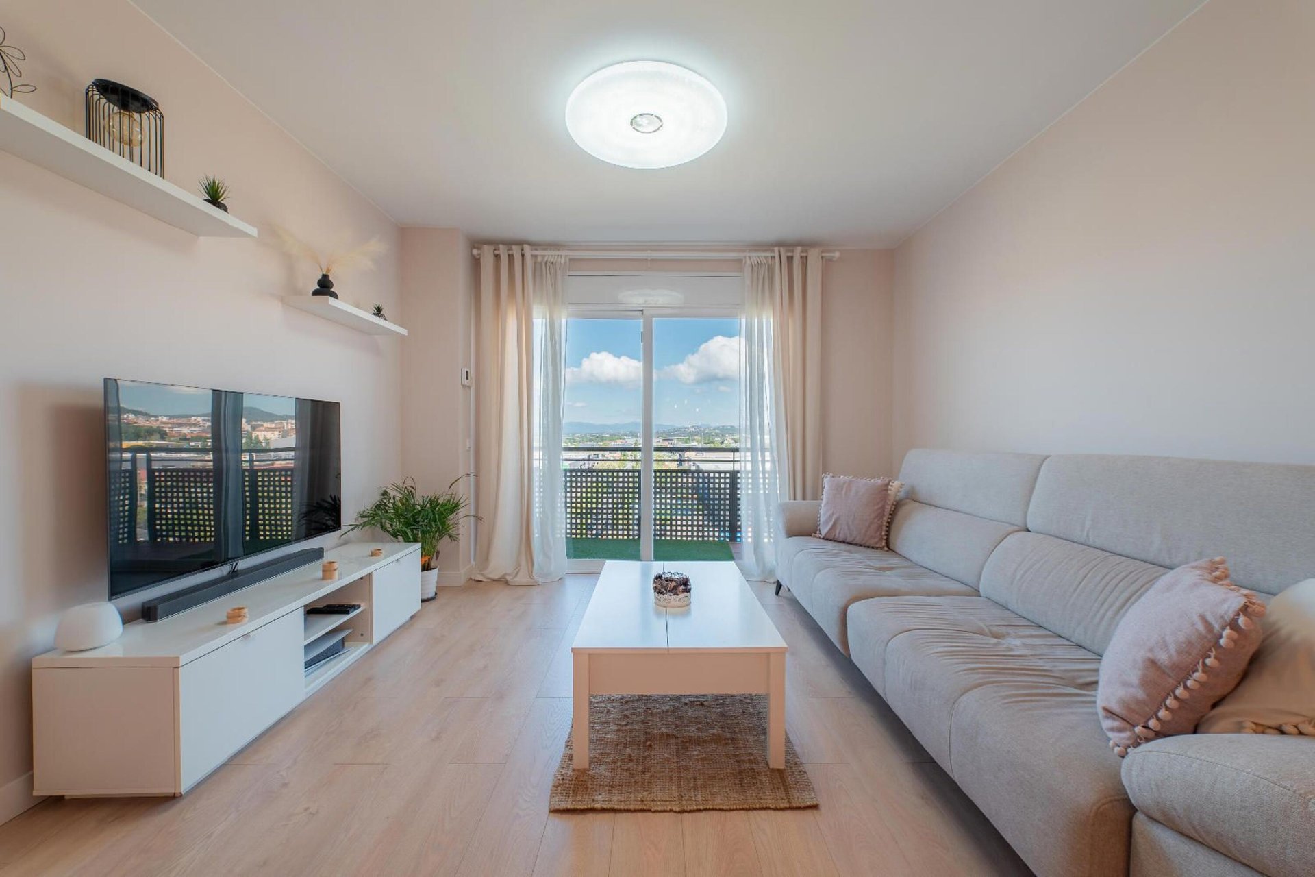 Apartament w Blanes, Girona, Hiszpania 5 sypialni,  nr 140859