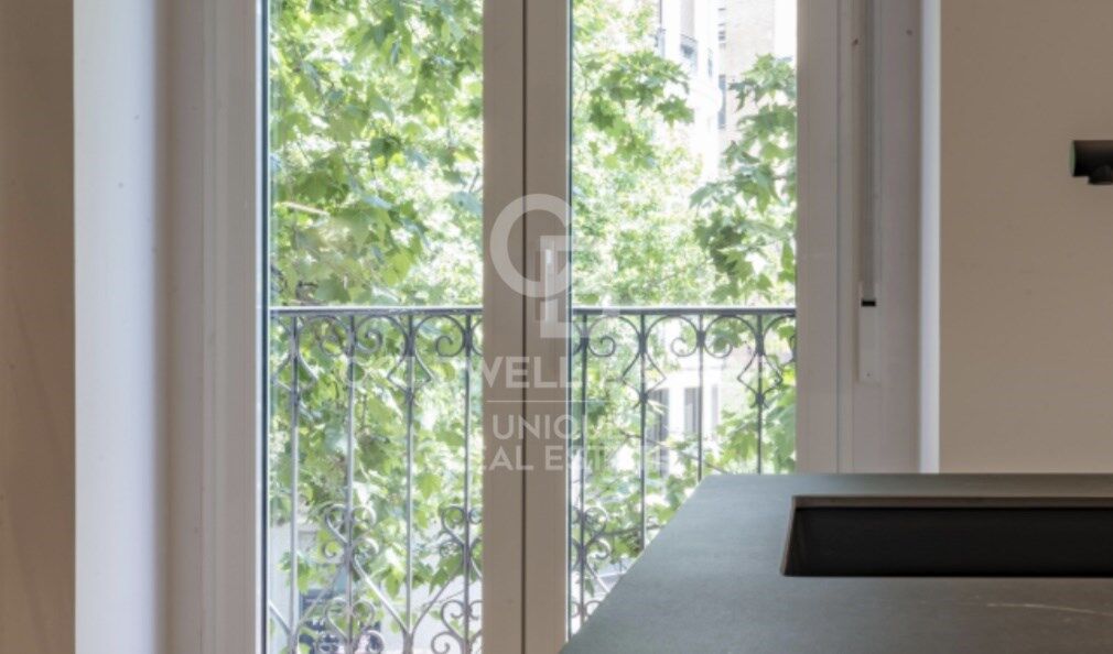 Apartment à Madrid, Espagne 3 chambres, 159 m2 No. 178391