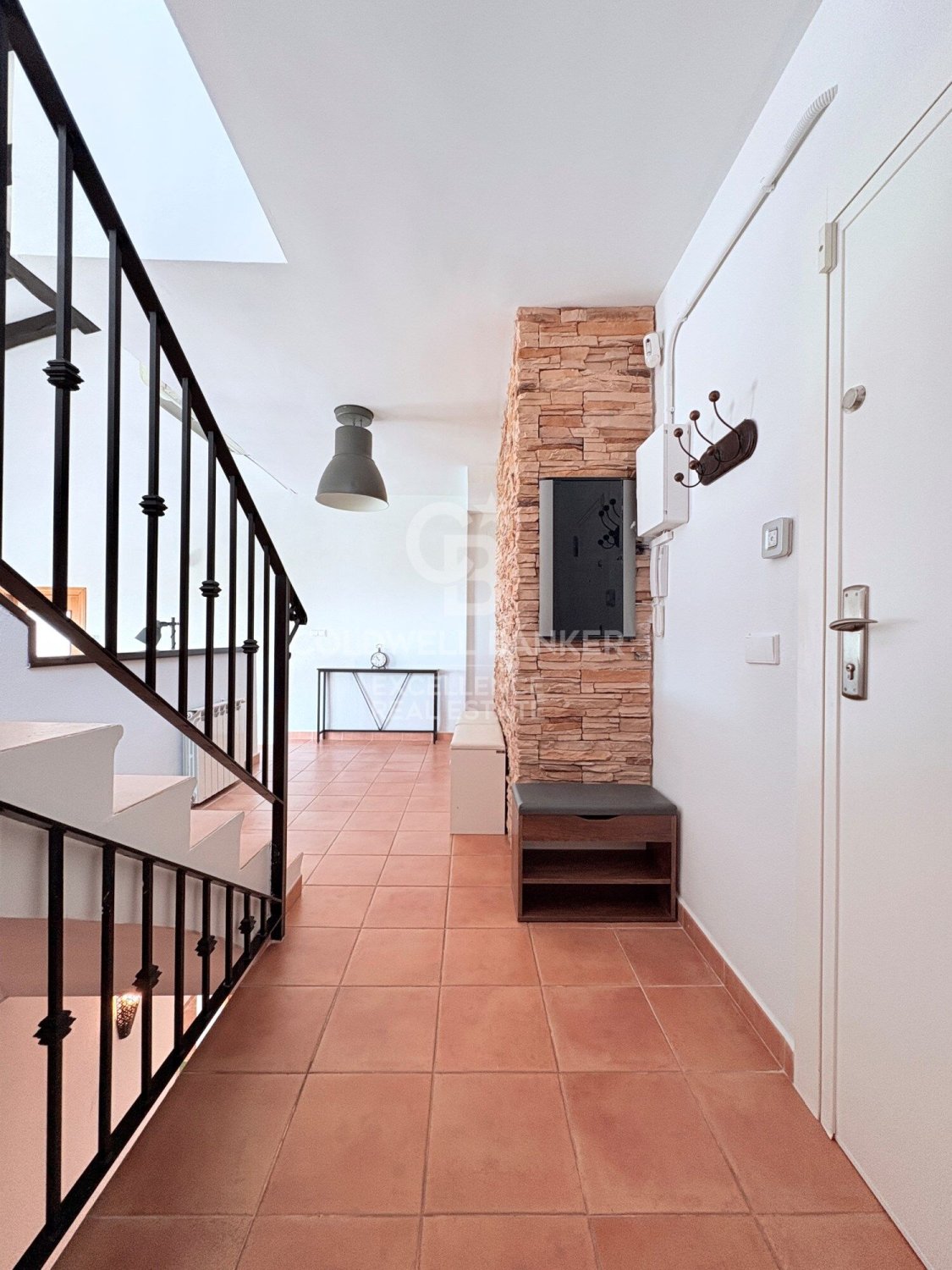 Villa in Chiva, Valencia, Spain 5 bedrooms, 350 sq.m. No. 178390
