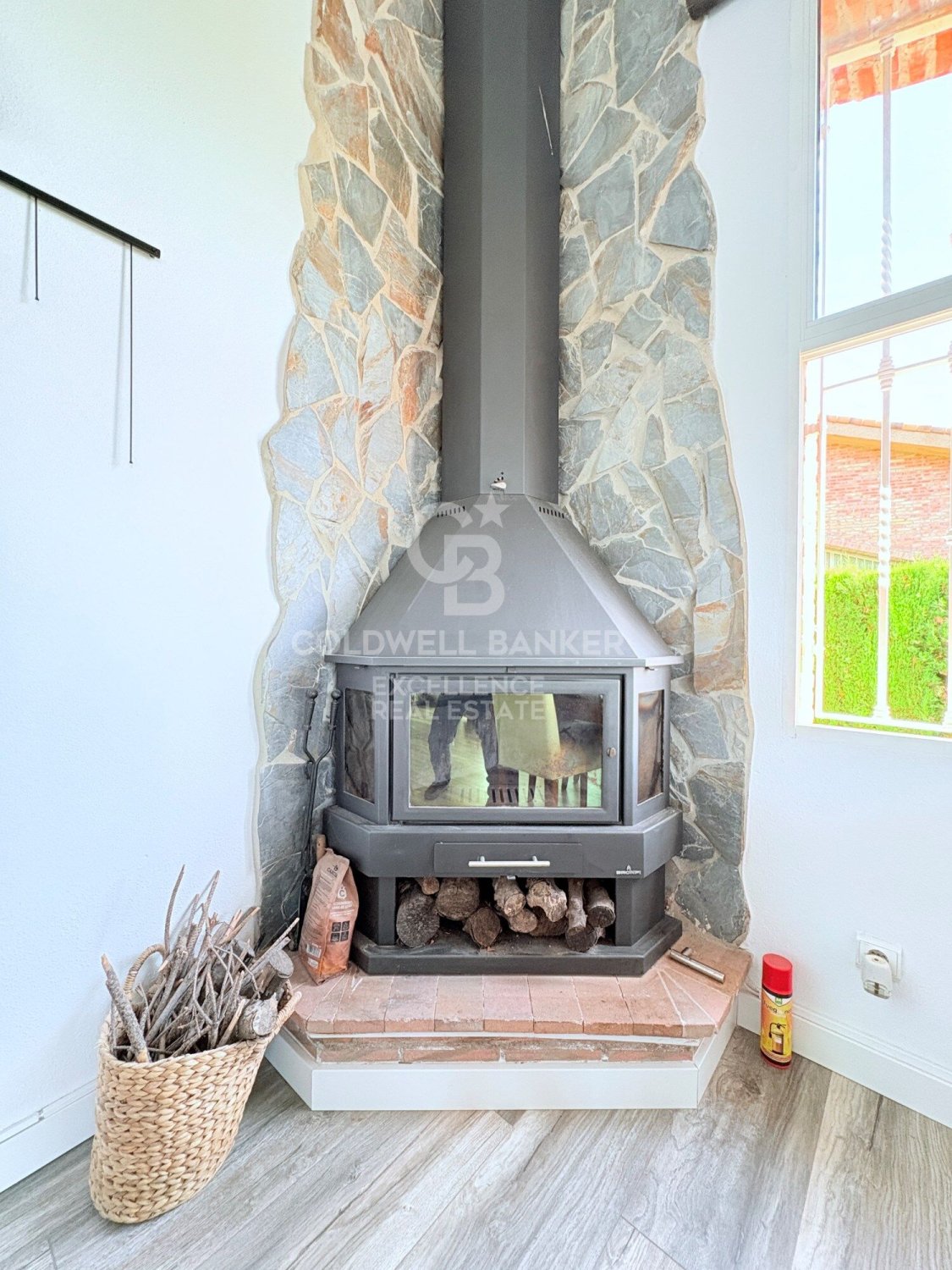 Villa in Chiva, Valencia, Spain 5 bedrooms, 350 sq.m. No. 178390