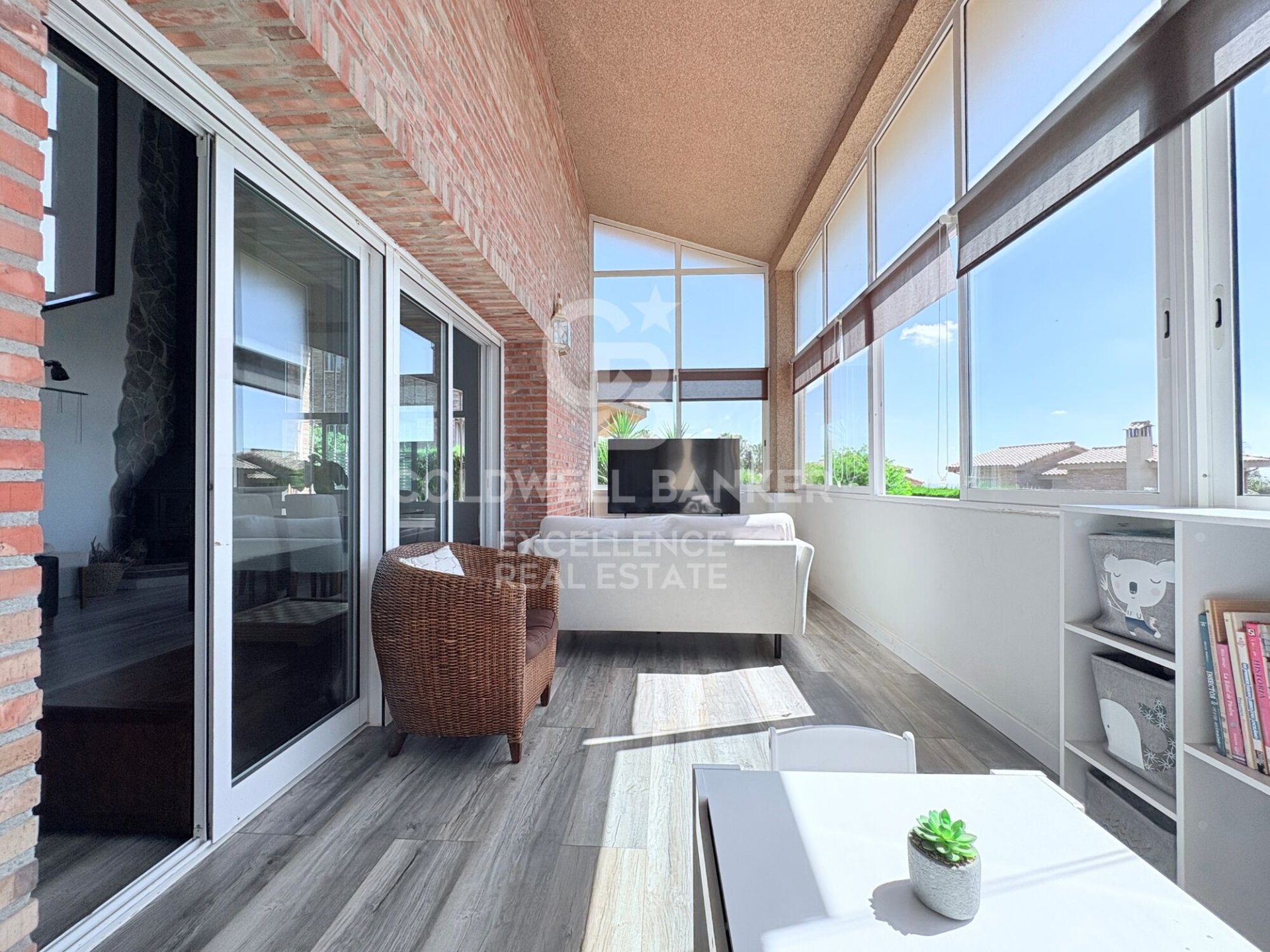 Villa in Chiva, Valencia, Spain 5 bedrooms, 350 sq.m. No. 178390