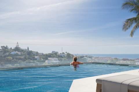 Penthouse à Fuengirola, Malaga, Espagne 2 chambres, 82 m2 No. 169596