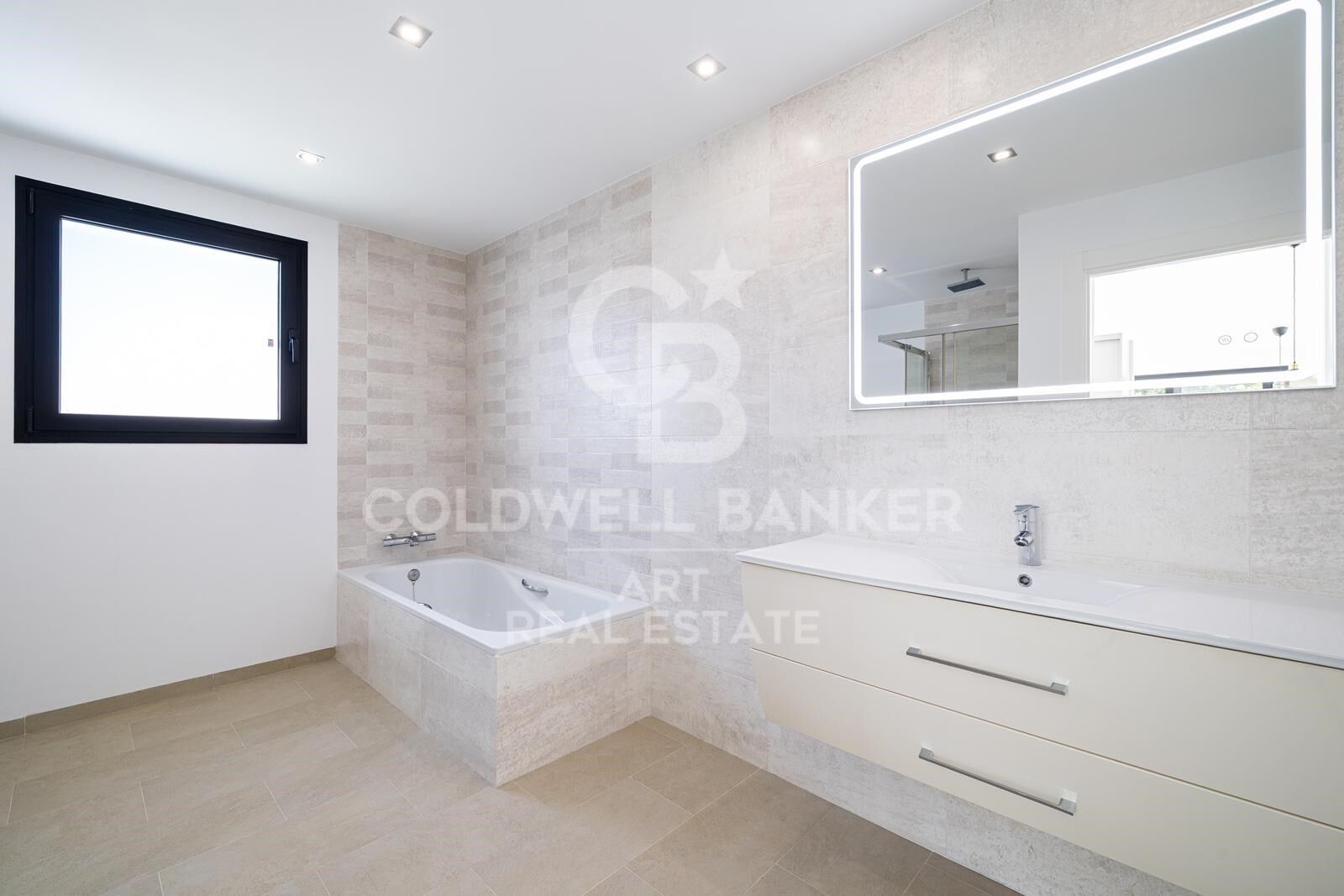 Huvila Marbella, Malaga, Espanja 4 makuuhuonetta, 388 m2 No. 158139