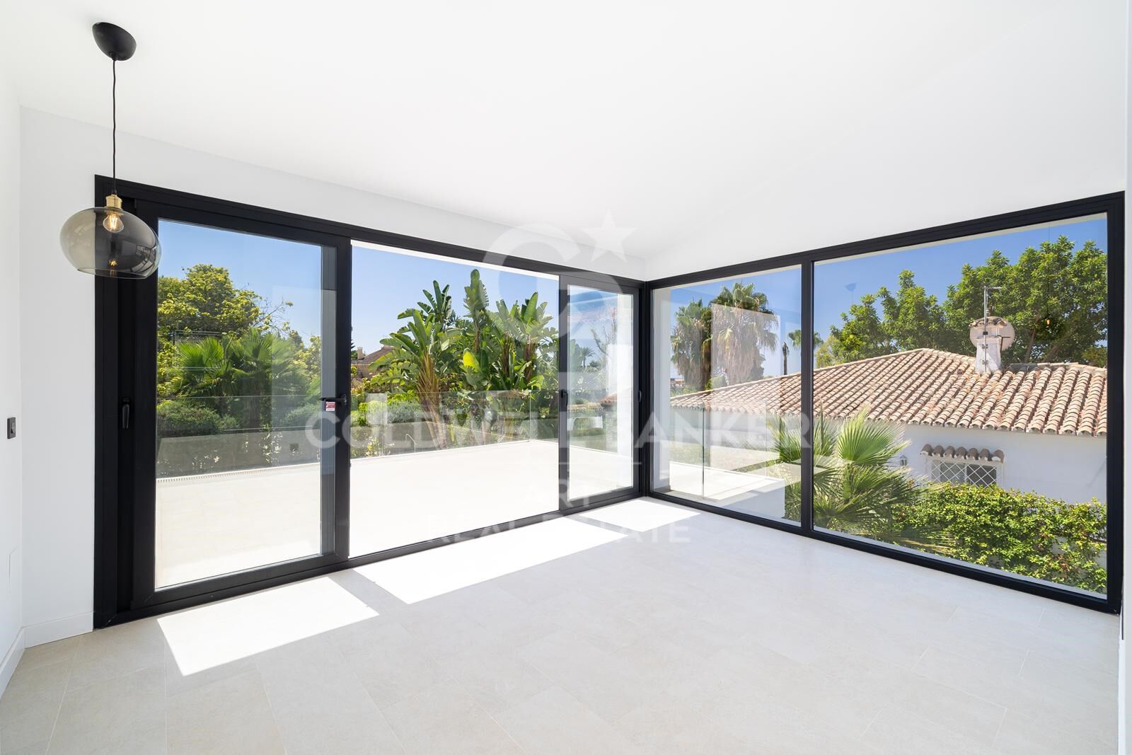 Huvila Marbella, Malaga, Espanja 4 makuuhuonetta, 388 m2 No. 158139