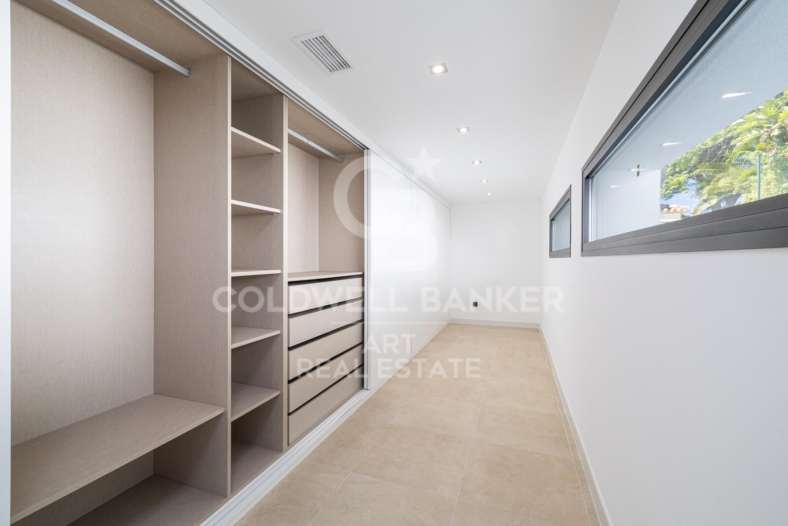 Huvila Marbella, Malaga, Espanja 4 makuuhuonetta, 388 m2 No. 158139