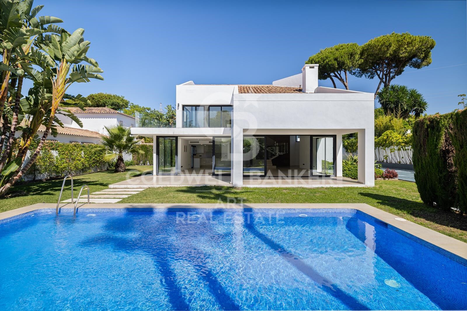 Huvila Marbella, Malaga, Espanja 4 makuuhuonetta, 388 m2 No. 158139