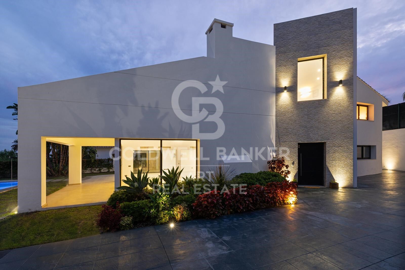 Huvila Marbella, Malaga, Espanja 4 makuuhuonetta, 388 m2 No. 158139