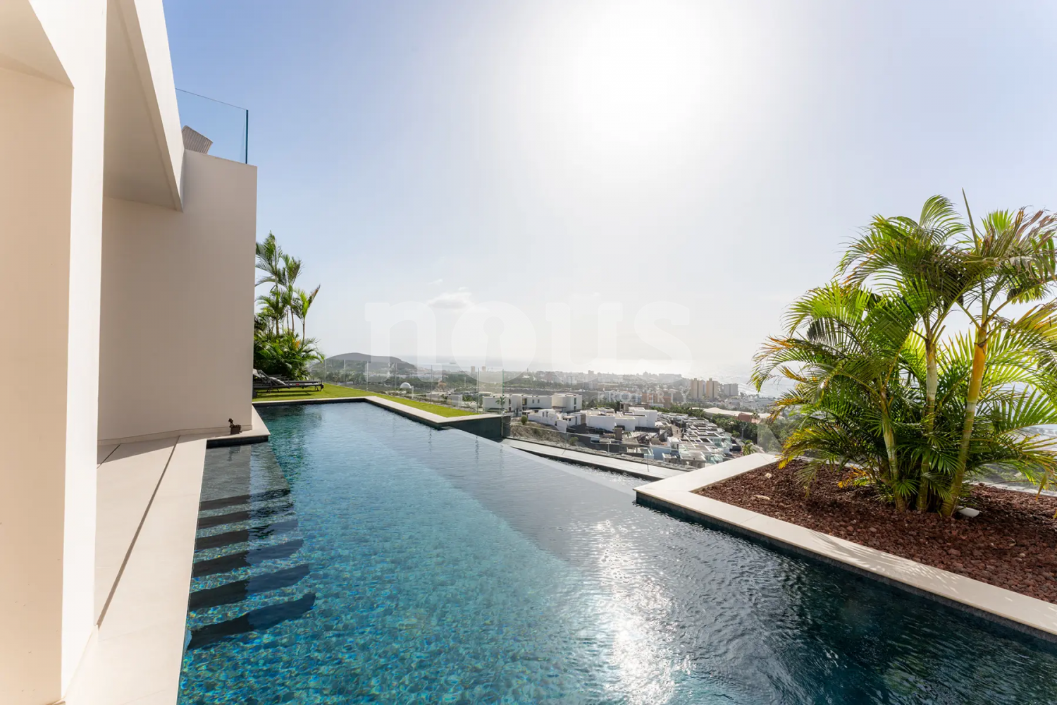 Villa i Tenerife, Spanien 3 sovrum, 609 kvm. Nr. 147480
