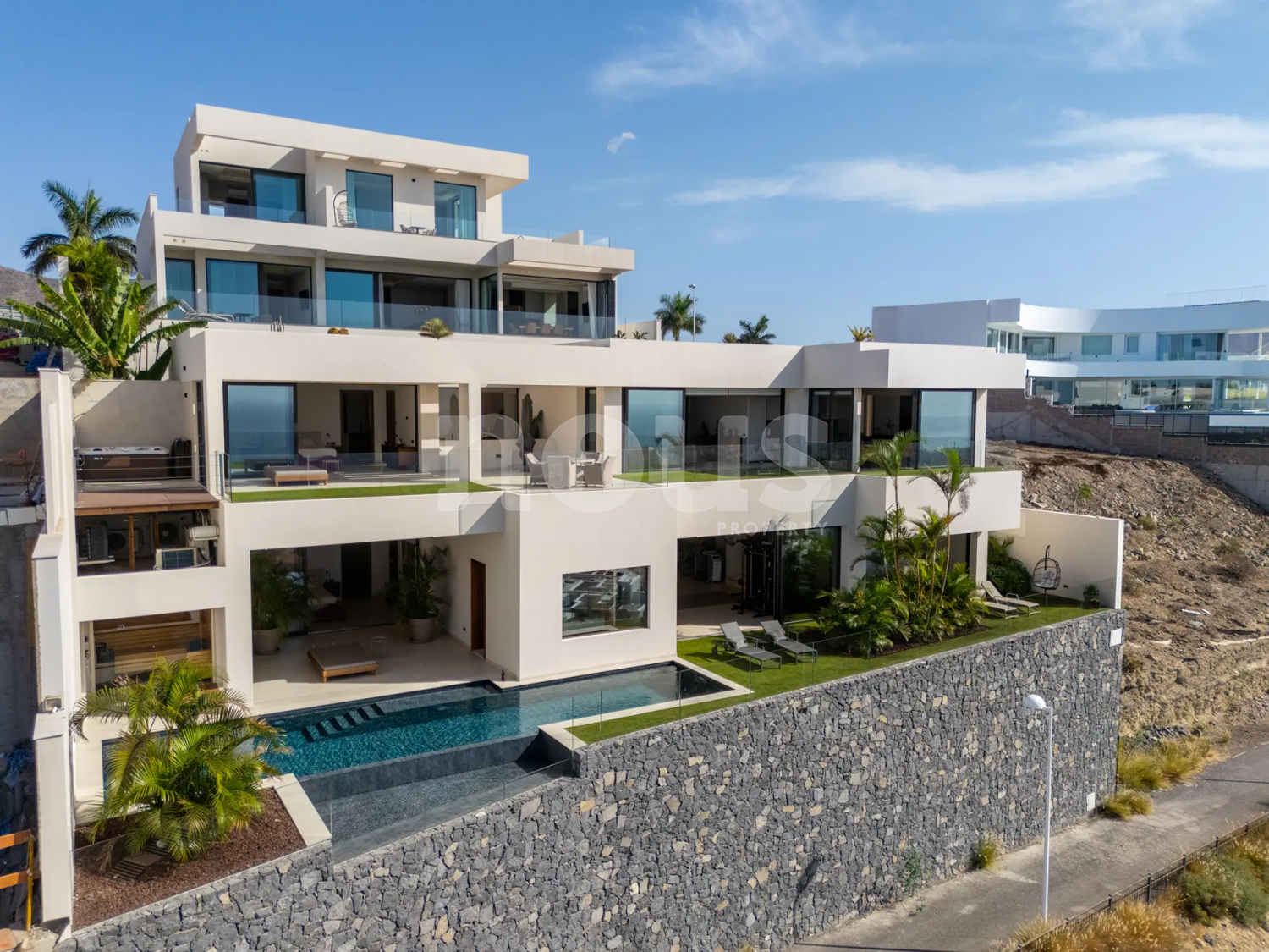 Villa i Tenerife, Spanien 3 sovrum, 609 kvm. Nr. 147480