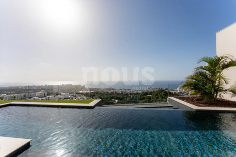 Huvila Tenerife, Espanja 3 makuuhuonetta, 609 m2 No. 147480