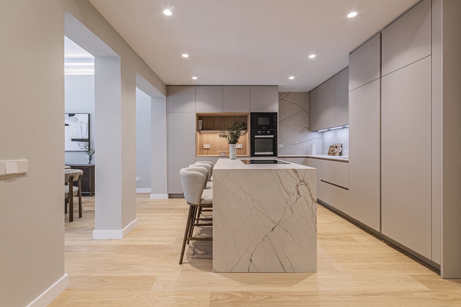 Apartamento en Barcelona, España 5 dormitorios, 224 m2 No. 168975
