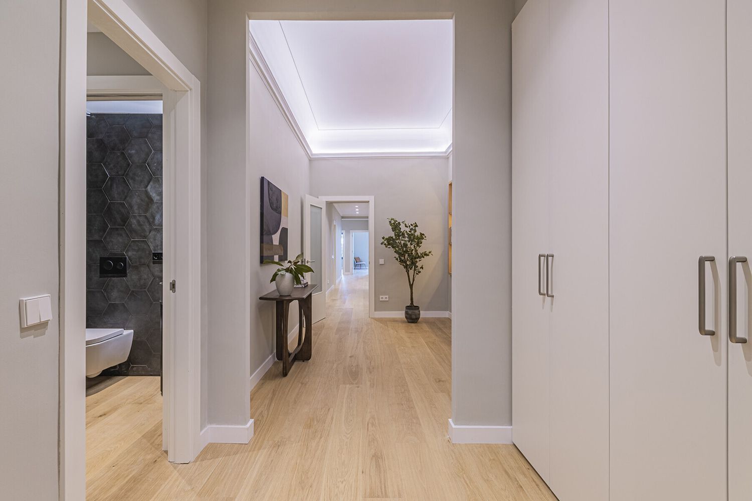 Apartamento en Barcelona, España 5 dormitorios, 224 m2 No. 168975
