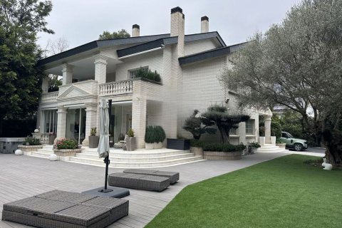 Casa a Castelldefels, Barcelona, Spagna 7 camere da letto, 642 mq. N° 168976