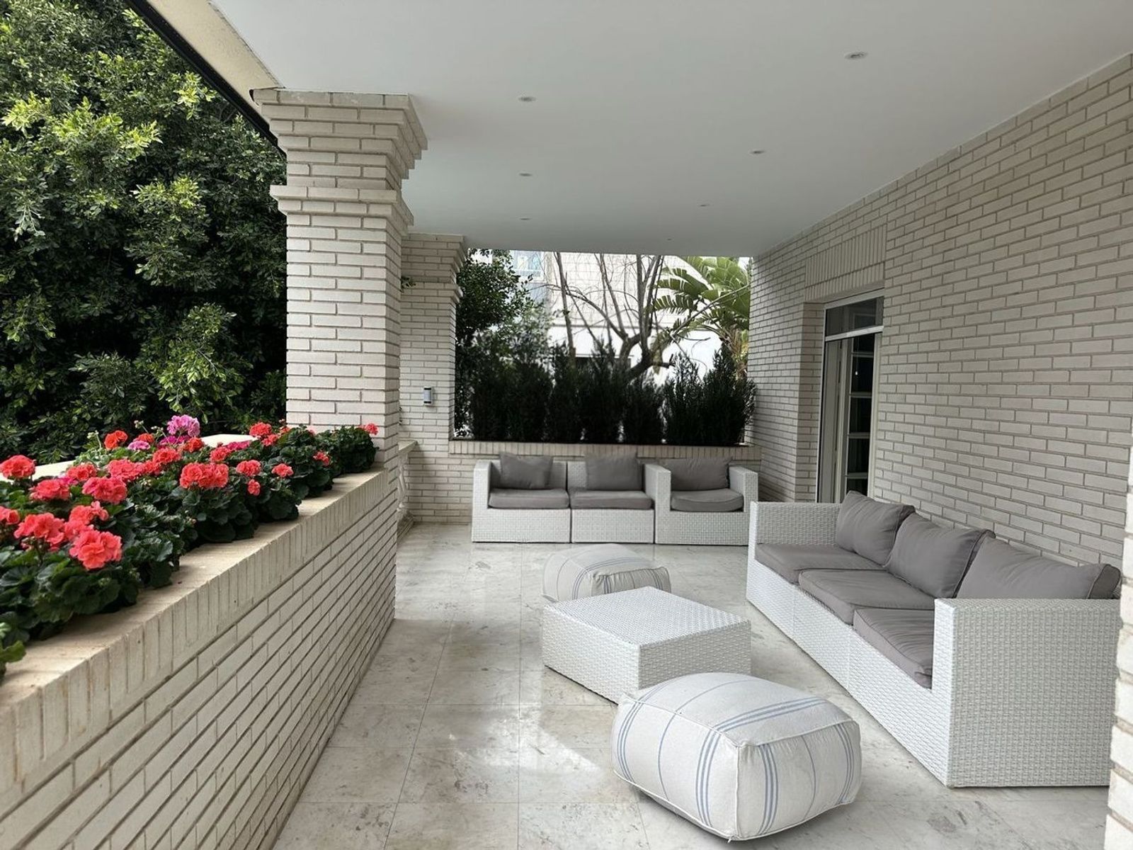 Talo Castelldefels, Barcelona, Espanja 7 makuuhuonetta, 642 m2 No. 168976