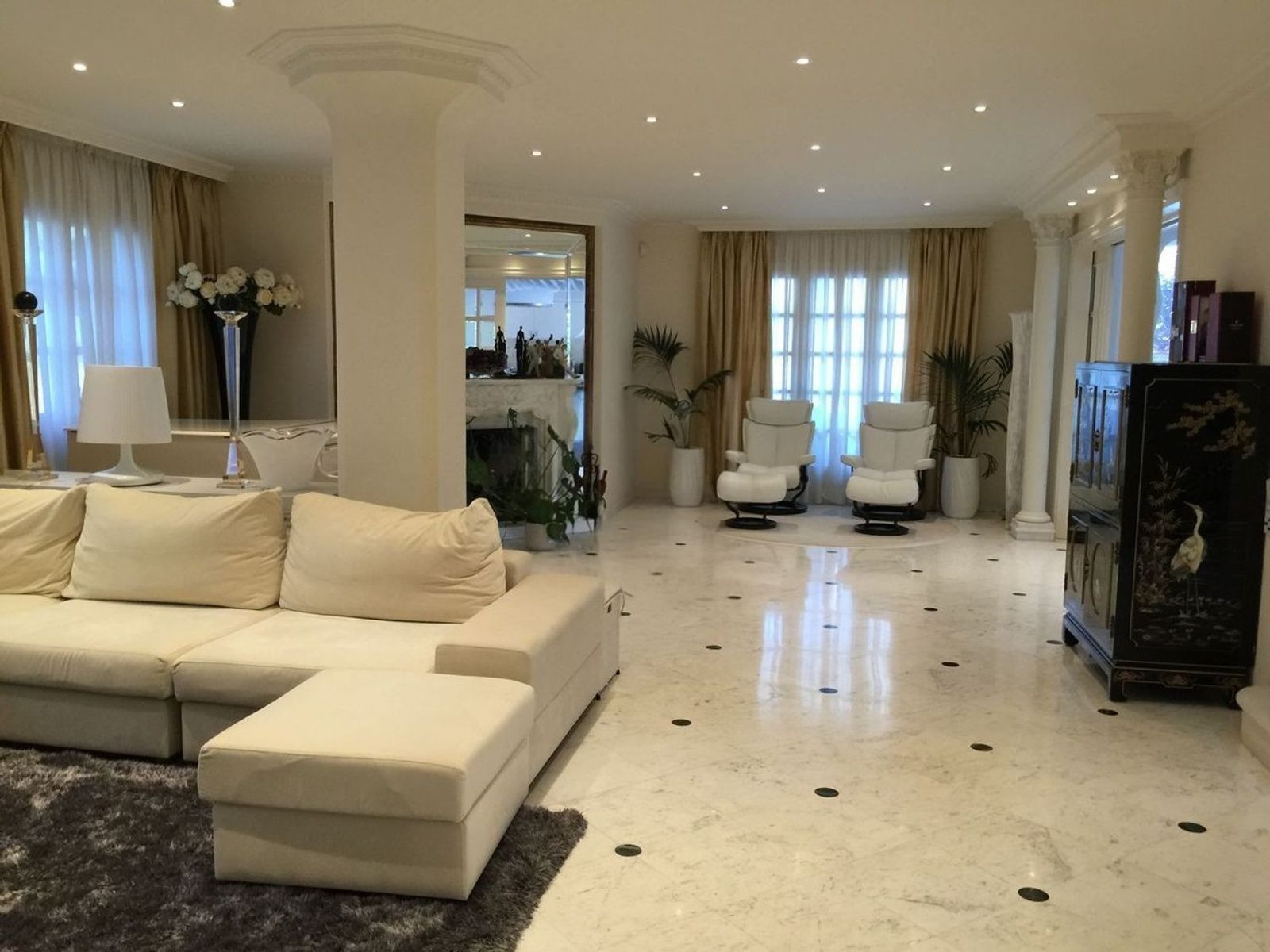 Talo Castelldefels, Barcelona, Espanja 7 makuuhuonetta, 642 m2 No. 168976