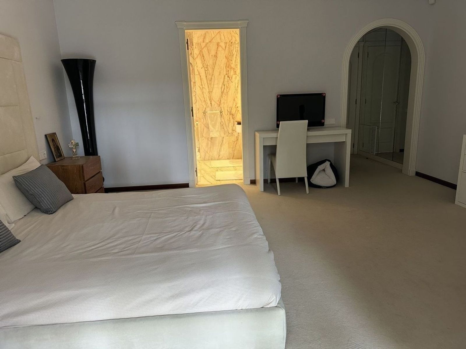 Talo Castelldefels, Barcelona, Espanja 7 makuuhuonetta, 642 m2 No. 168976