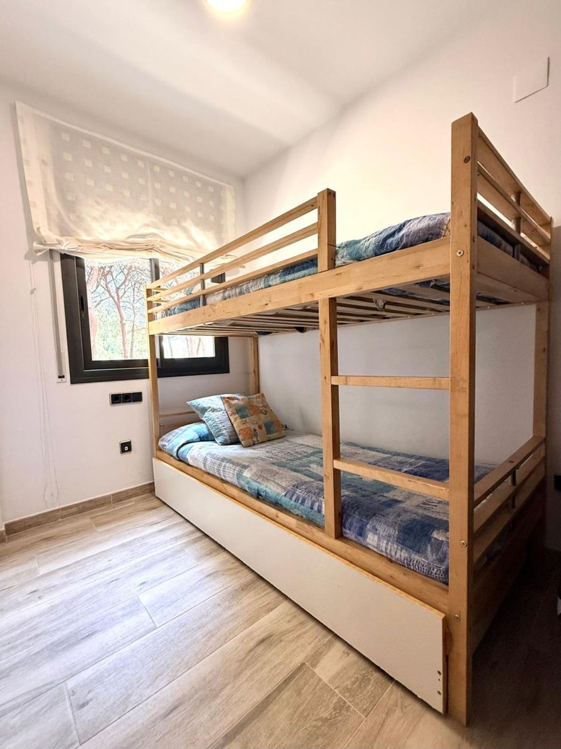 Apartamento en España 3 dormitorios, 90 m2 No. 168979