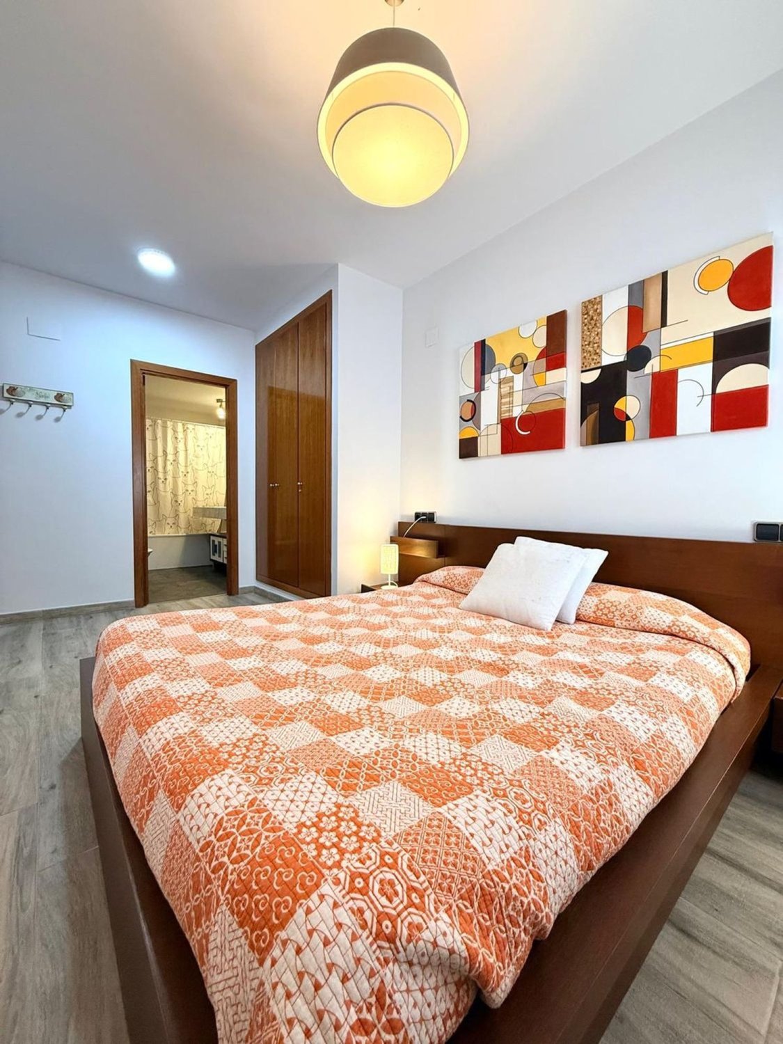 Apartamento en España 3 dormitorios, 90 m2 No. 168979