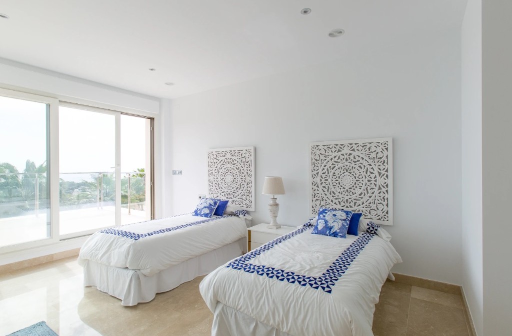 Villa in Moraira, Alicante, Spain 4 bedrooms, 559 sq.m. No. 145033