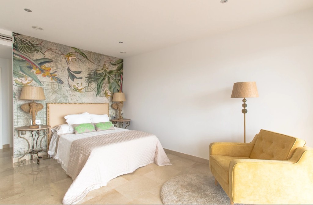 Villa in Moraira, Alicante, Spain 4 bedrooms, 559 sq.m. No. 145033
