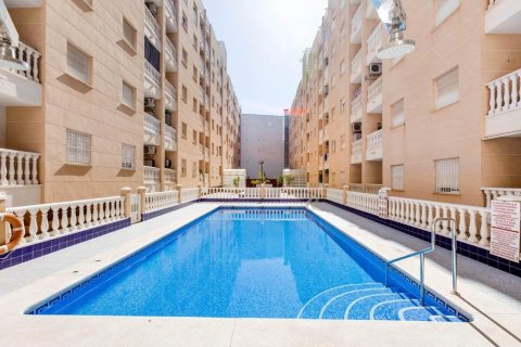 Apartment in Torrevieja, Alicante, Spain 1 bedroom, 63 sq.m. No. 196071