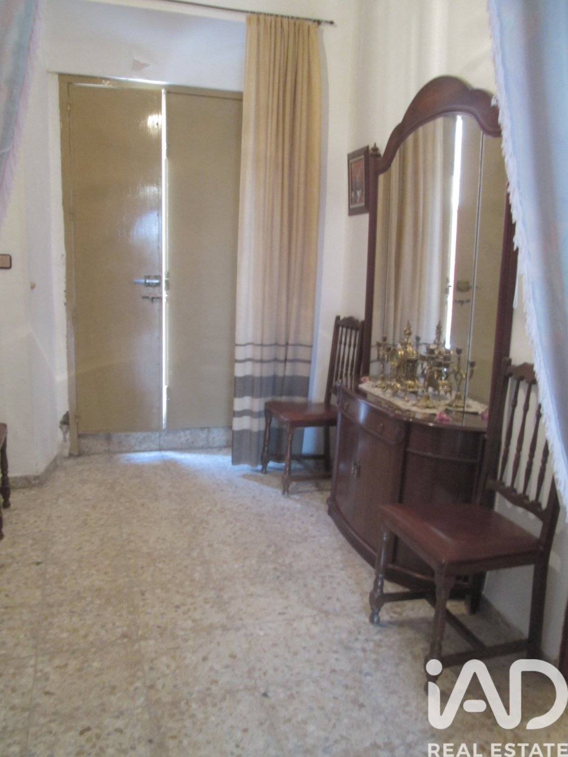 Villa in Santiago De Calatrava, Jaen, Spain 6 bedrooms, 298 sq.m. No. 185474