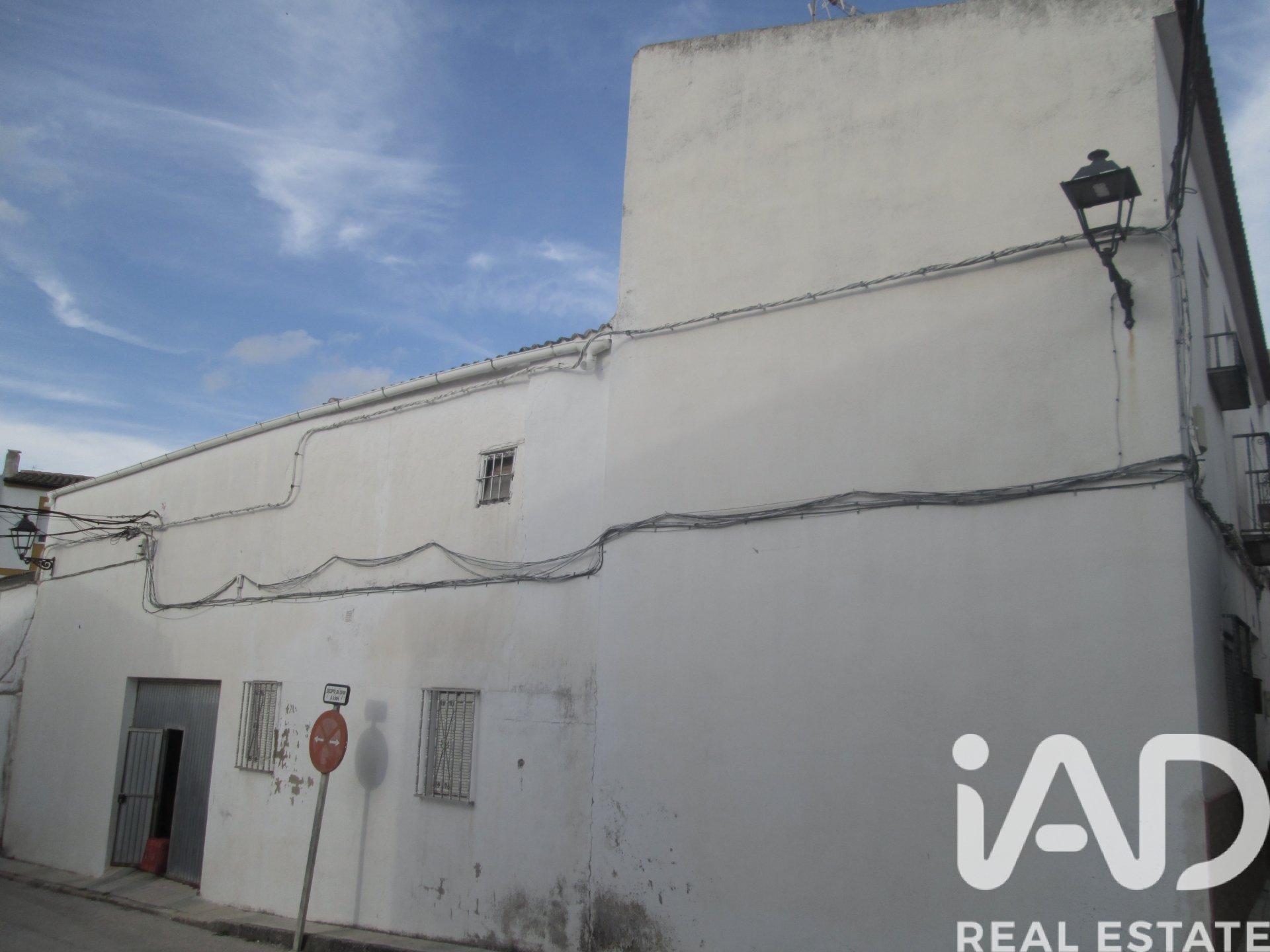 Villa in Santiago De Calatrava, Jaen, Spain 6 bedrooms, 298 sq.m. No. 185474
