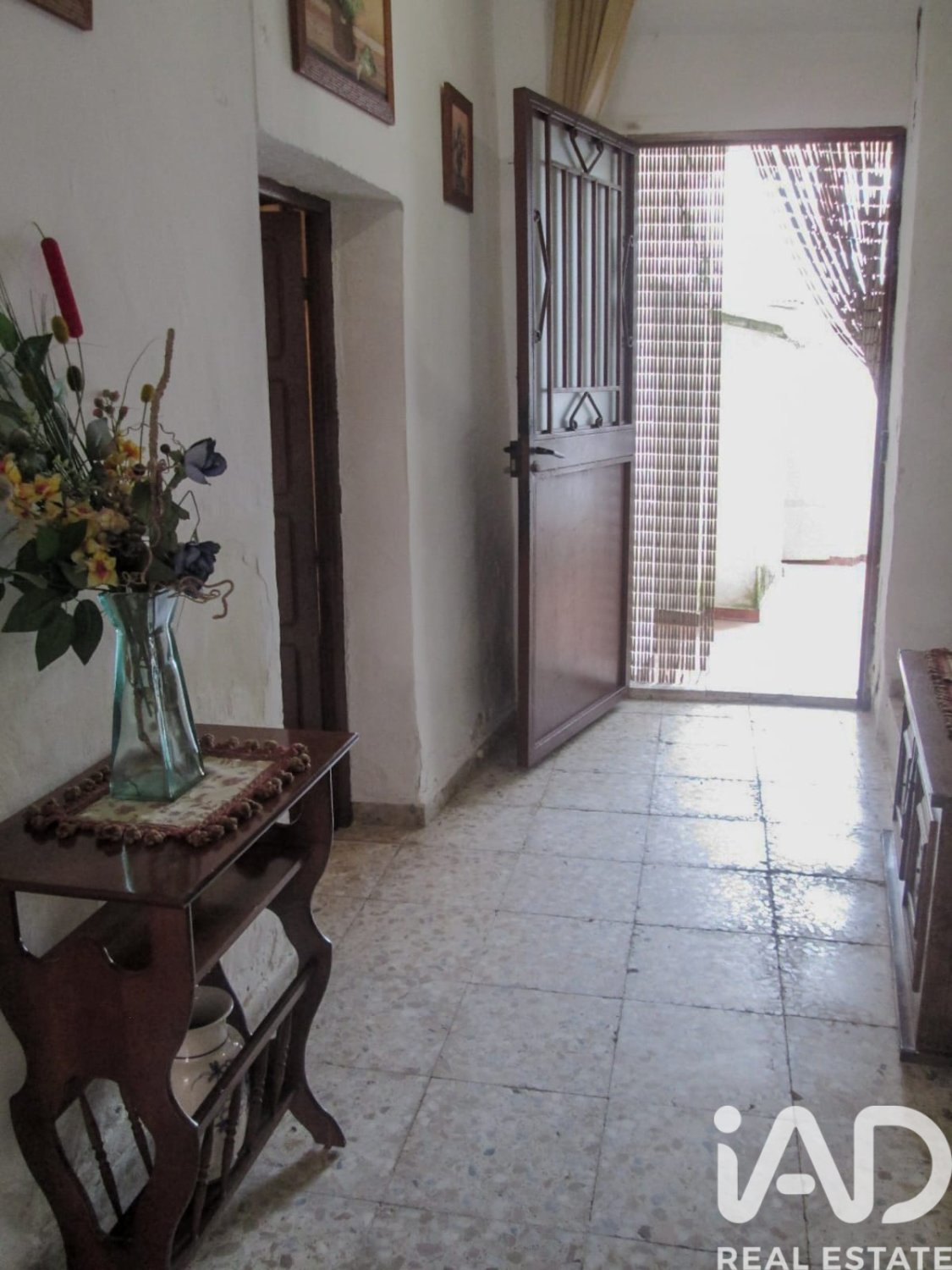 Villa in Santiago De Calatrava, Jaen, Spain 6 bedrooms, 298 sq.m. No. 185474