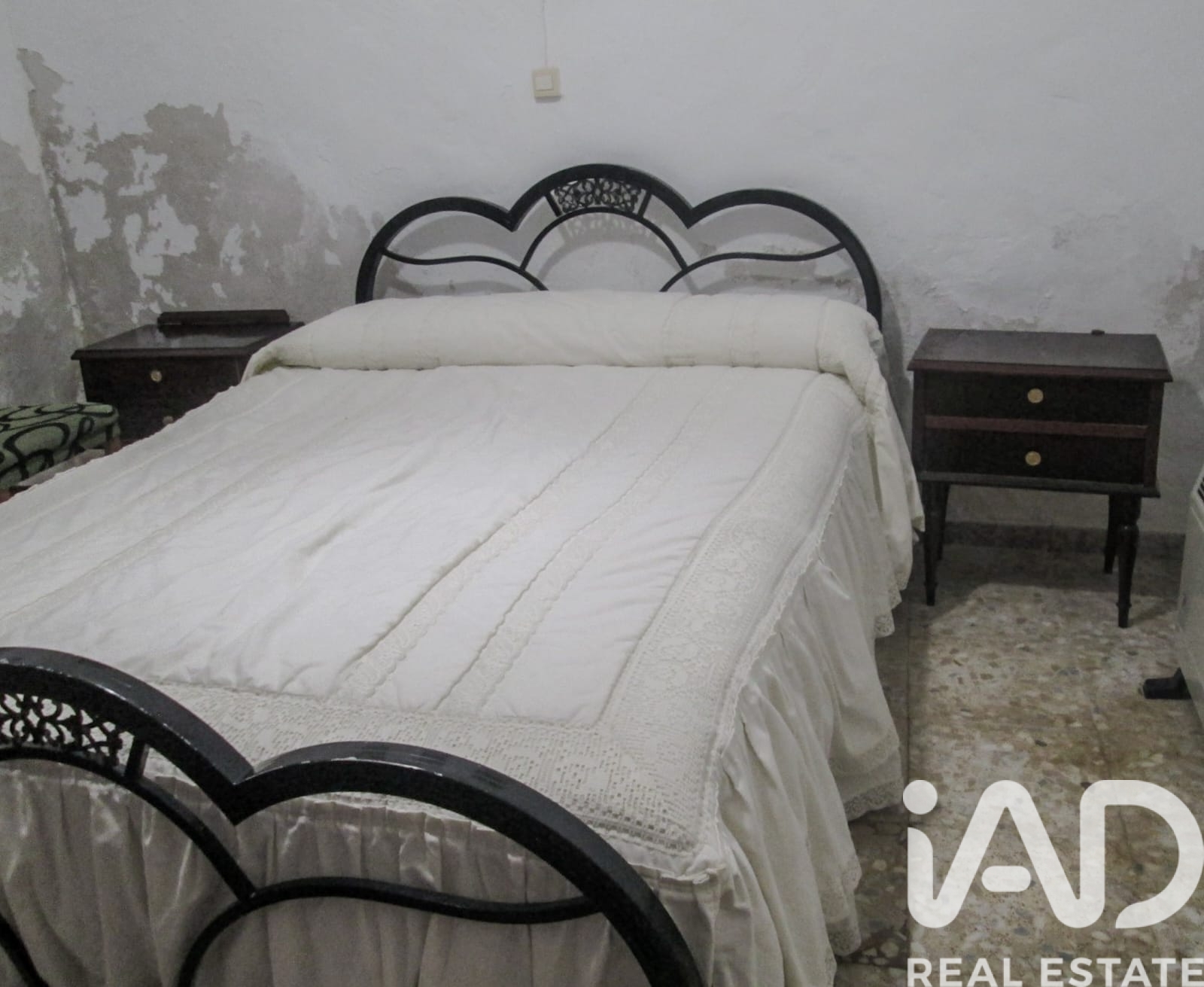 Villa in Santiago De Calatrava, Jaen, Spain 6 bedrooms, 298 sq.m. No. 185474
