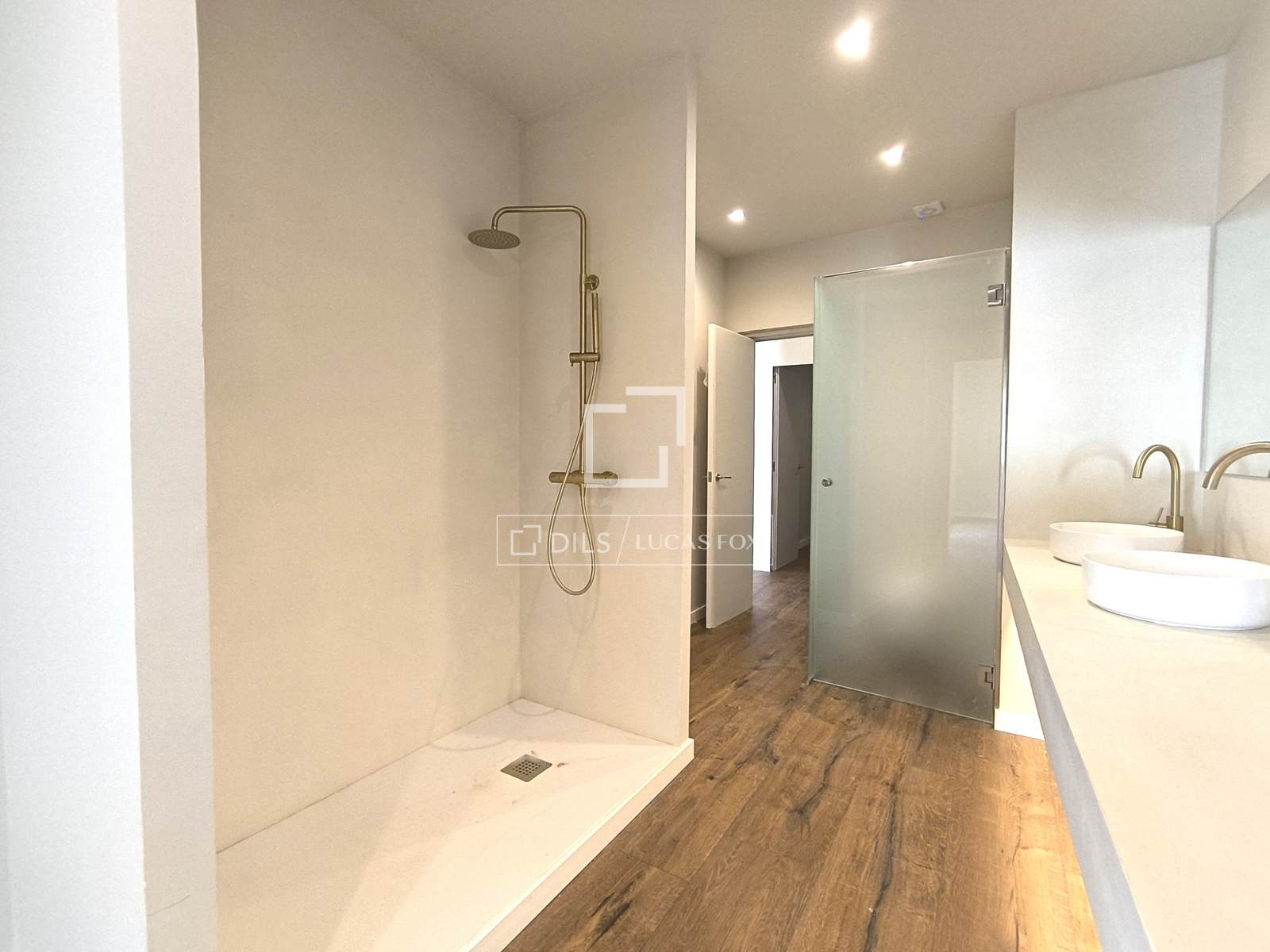 Kattohuoneisto Sant Just Desvern, Barcelona, Espanja 4 makuuhuonetta, 140 m2 No. 150792