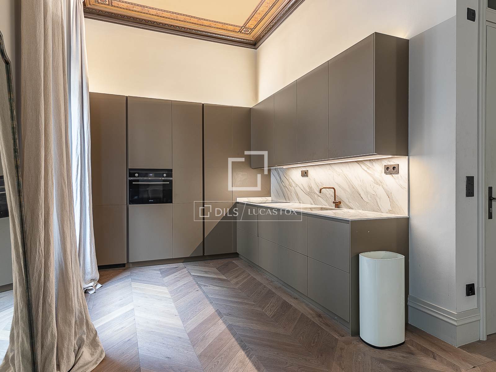 Apartment in Barcelona, Spain 2 bedrooms, 114 sq.m. No. 150793