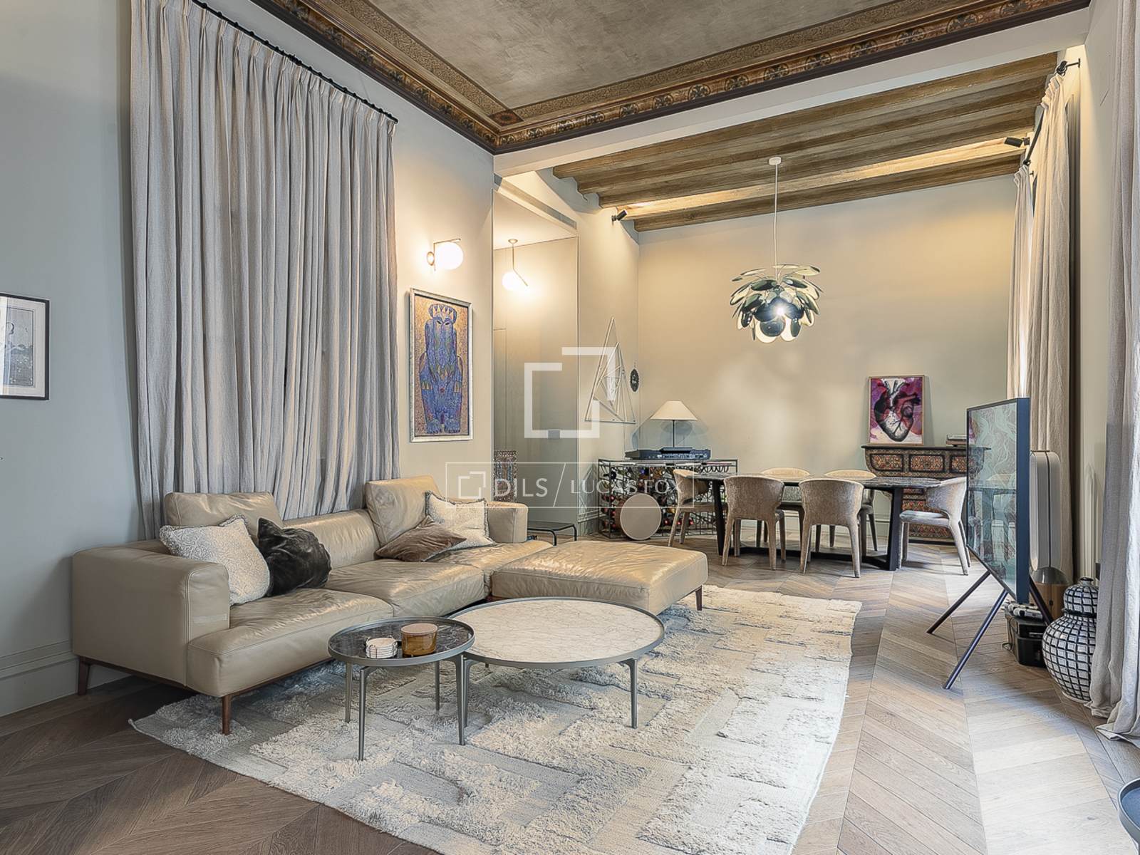 Apartment in Barcelona, Spain 2 bedrooms, 114 sq.m. No. 150793