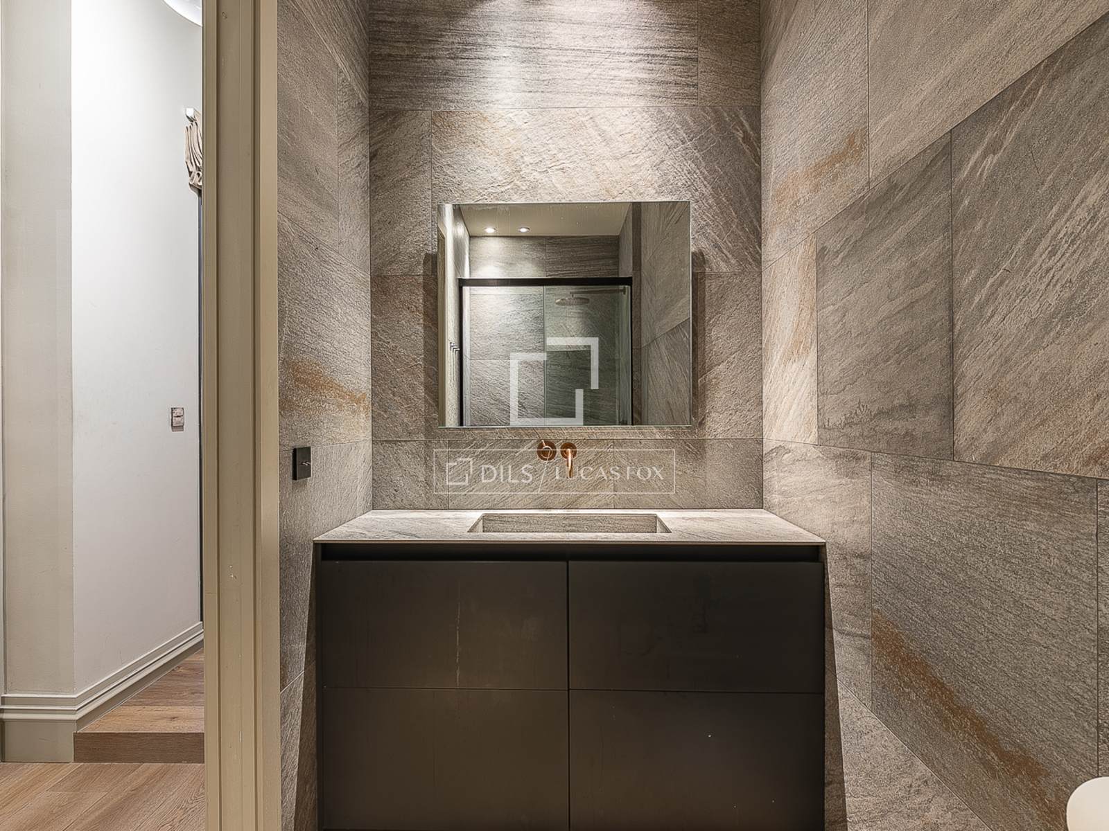 Apartment in Barcelona, Spain 2 bedrooms, 114 sq.m. No. 150793