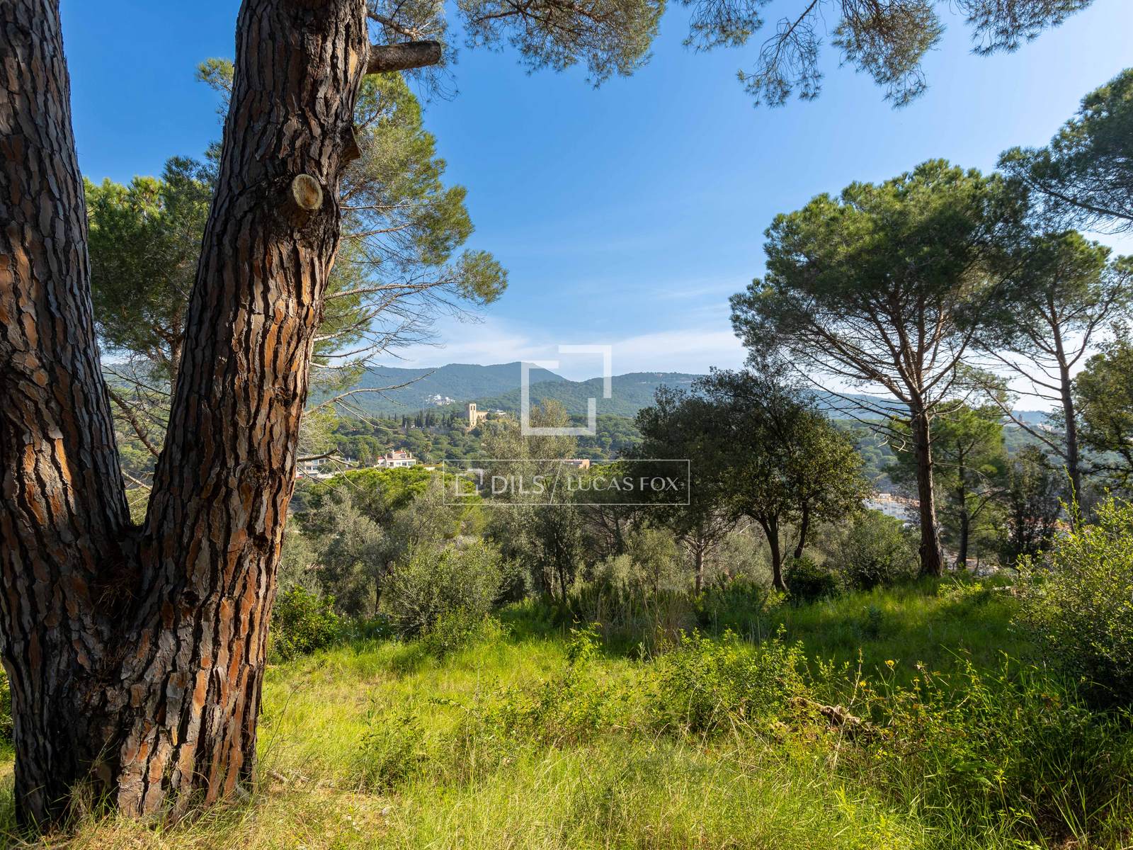 Huvila Sant Andreu de Llavaneres, Barcelona, Espanja 4 makuuhuonetta, 442 m2 No. 150796
