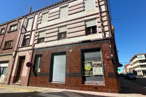 Lokal usługowy w Villarejo de Orbigo, Leon, Hiszpania 582 mkw. nr 184920