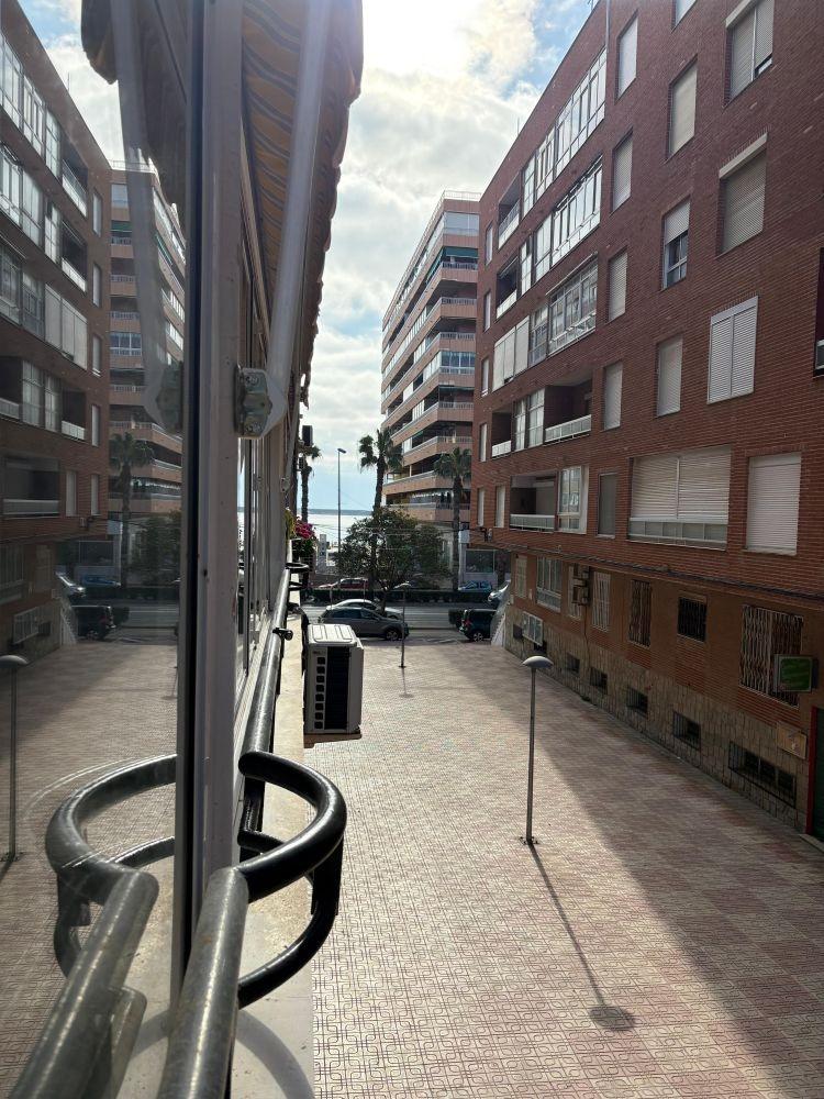 Dzīvoklis Torrevieja, Alicante, Spānijā 2 istabas, 90 m2 Nr. 184247