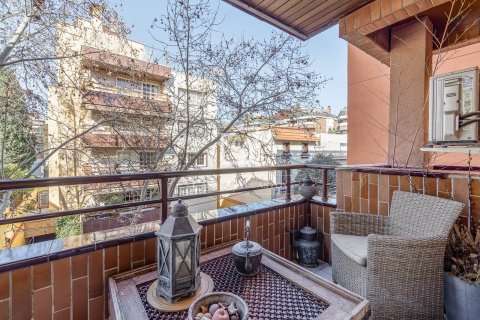 Apartament w Barcelona, Hiszpania 6 sypialni, 320 mkw. nr 150329