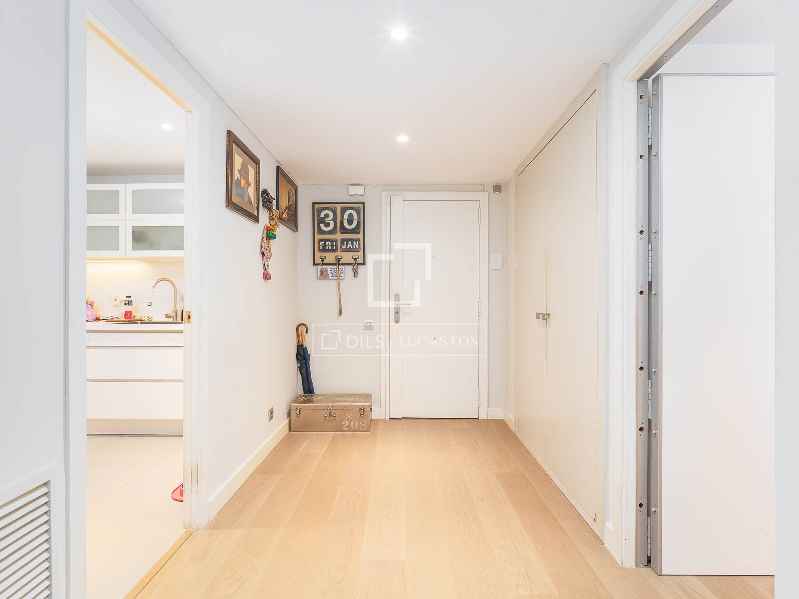 Dzīvoklis Barcelona, Spānijā 6 istabas, 320 m2 Nr. 150329