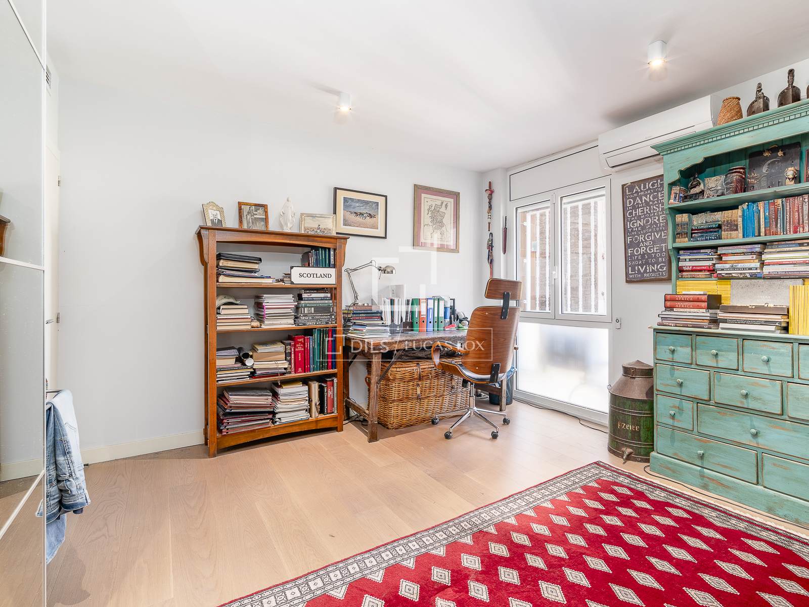 Dzīvoklis Barcelona, Spānijā 6 istabas, 320 m2 Nr. 150329