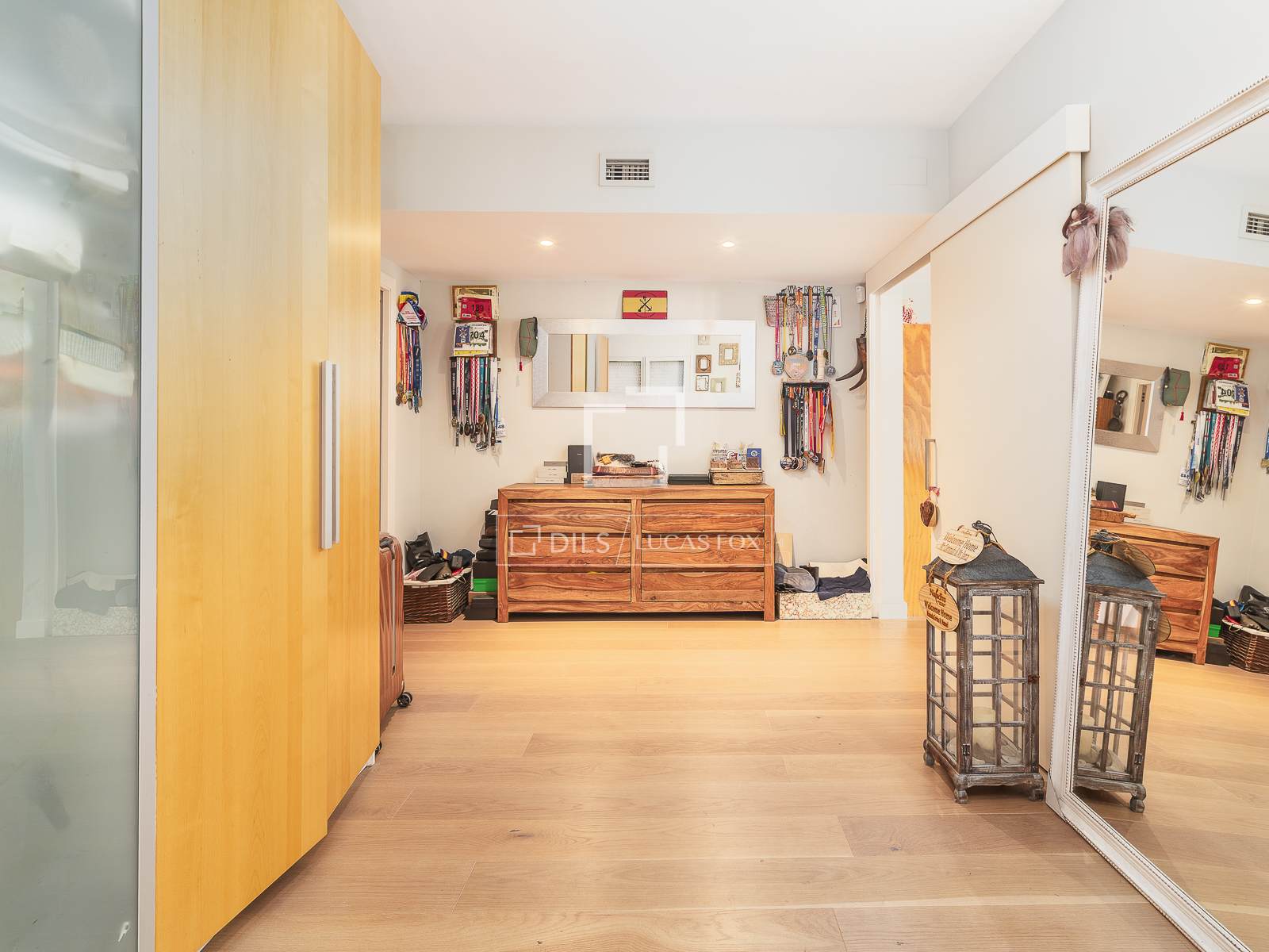 Dzīvoklis Barcelona, Spānijā 6 istabas, 320 m2 Nr. 150329