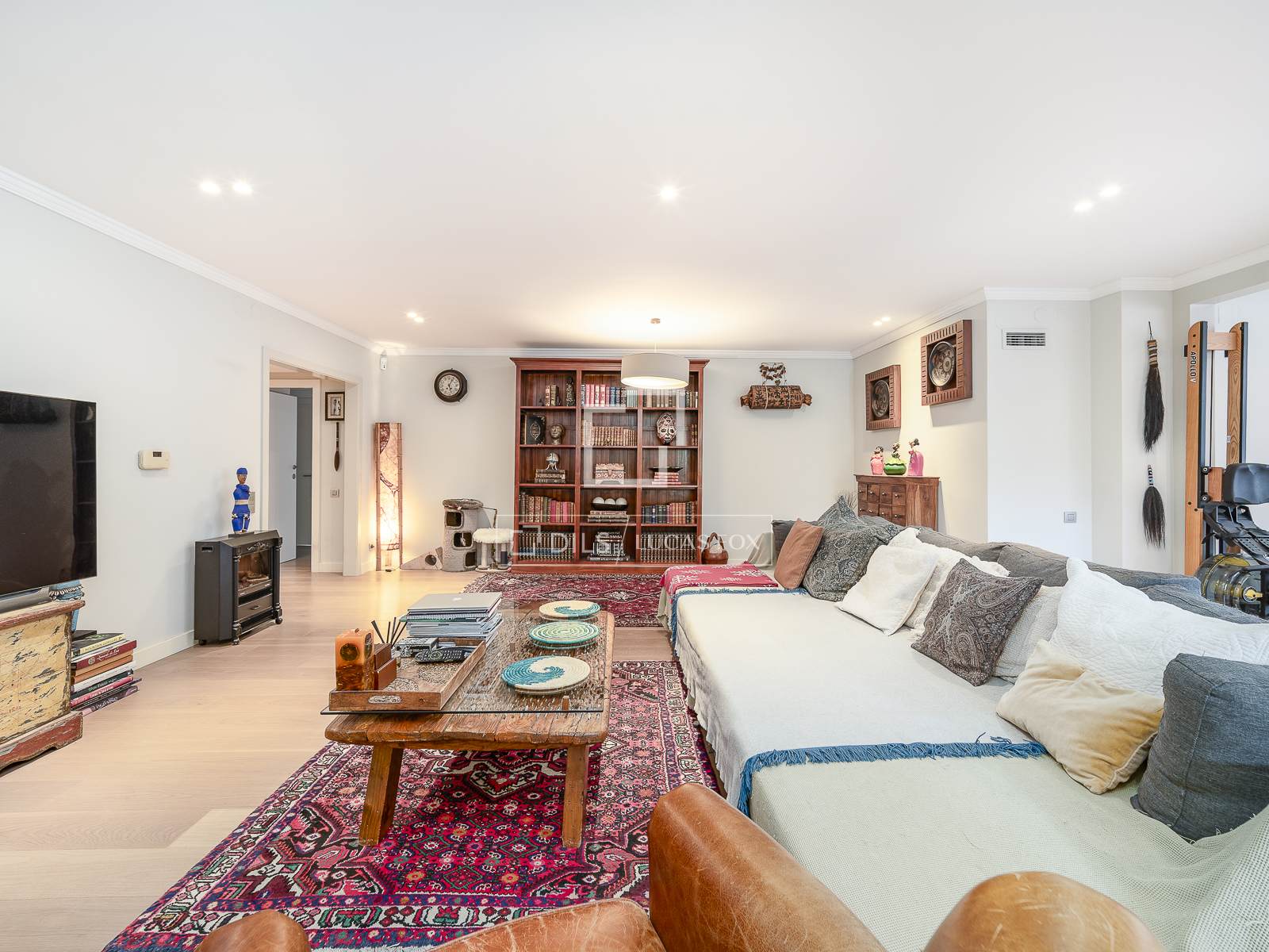 Dzīvoklis Barcelona, Spānijā 6 istabas, 320 m2 Nr. 150329