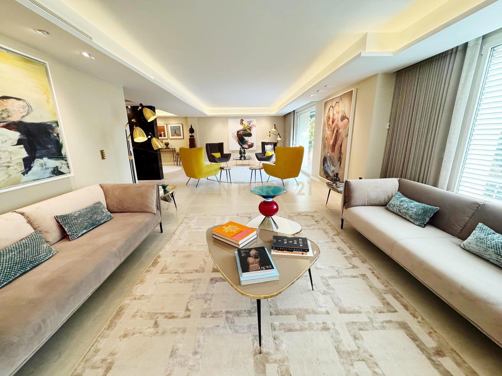 Appartamento a Barcelona, Spagna 4 camere da letto, 343 mq. N° 167119