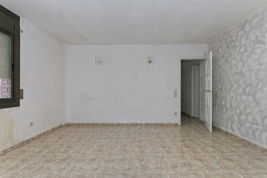 Appartamento a Rubi, Barcelona, Spagna 3 camere da letto, 80 mq. N° 167114