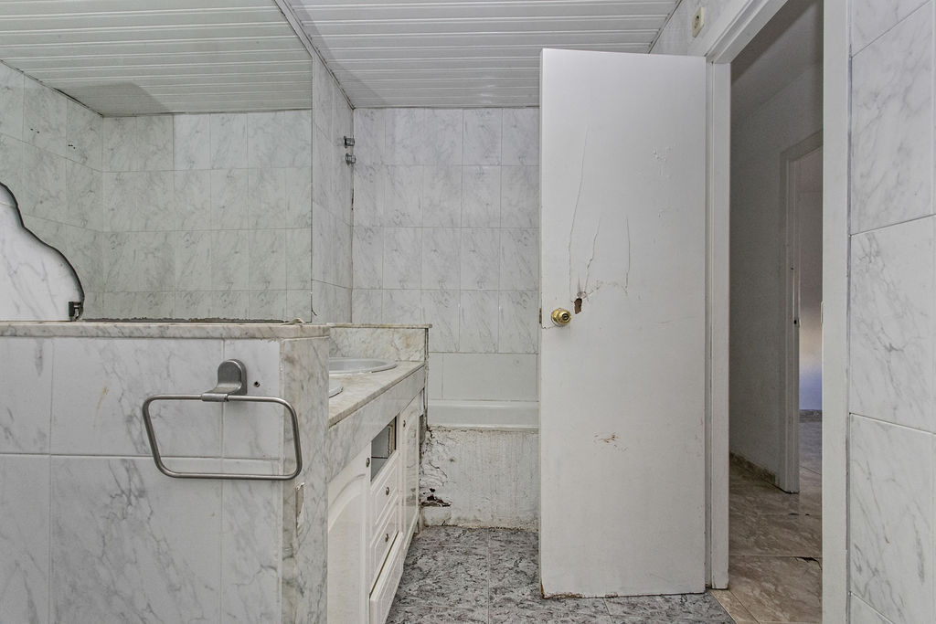 Appartamento a Rubi, Barcelona, Spagna 3 camere da letto, 80 mq. N° 167114
