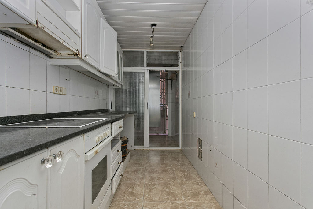 Appartamento a Rubi, Barcelona, Spagna 3 camere da letto, 80 mq. N° 167114